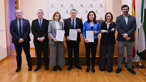 Andaluc&iacute;a avanza en la atenci&oacute;n integral y emocional al paciente oncol&oacute;gico | Salvador L&oacute;pez Medina