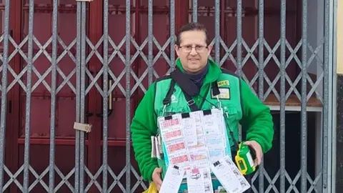 Juan Carlos Atero, vendedor de la ONCE en Aguadulce
