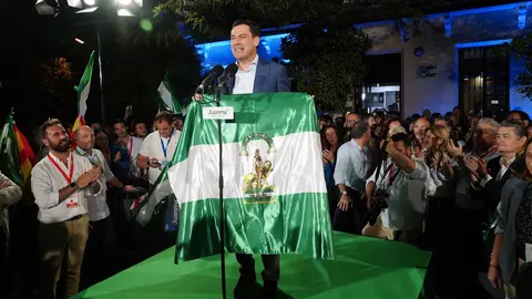 Juanma Moreno rozar&iacute;a la mayor&iacute;a absoluta en las elecciones andaluzas de 2026