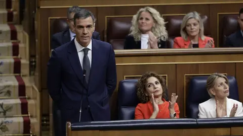 Pedro S&aacute;nchez en el Congreso junto a Montero