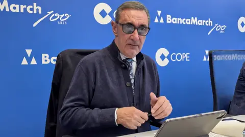 Carlos Herrera valora la coincidencia de la desclasificaci&oacute;n del 23F con nuevas pol&eacute;micas del Gobierno de Pedro S&aacute;nchez