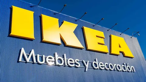 Ikea colabora con estas sombrillas para que ni el sol ni el calor echen a perder los d&iacute;as de buen tiempo en el jard&iacute;n