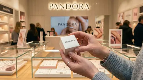 Pandora presenta una colecci&oacute;n de sofisticadas pulseras con perlas con las que deslumbrar como invitada en esta temporada de bodas, bautizos y comuniones