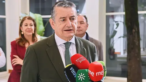 Antonio Sanz ha puesto de relieve la inversi&oacute;n en Sanidad en Andaluc&iacute;a | Salvador L&oacute;pez Medina
