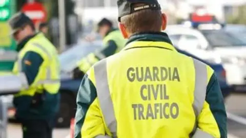 Un guardia civil de tr&aacute;fico en una imagen de archivo (3)