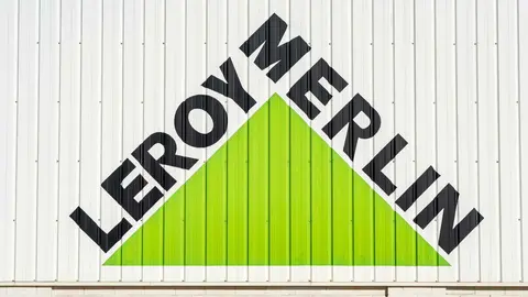 Leroy Merlin ofrece 4 tipos de suelos laminados y vin&iacute;licos con los que sustituir con calidad todo tipo de parquets y tarimas desgastadas