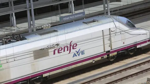 El AVE entre M&aacute;laga y Madrid contin&uacute;a sin estar operativo