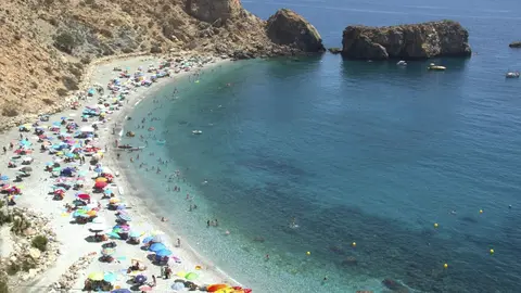 La playa de Los Gualchos en Granada