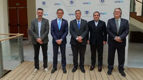 El consejero de Industria, Energ&iacute;a y Minas de la Junta y presidente de la Agencia Digital de Andaluc&iacute;a, Jorge Paradela, en el acto de la firma