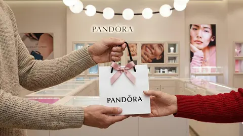 Anillos personalizables de Pandora para regalar