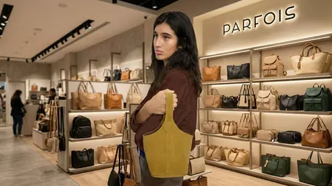 Bolso bombonera de ante de Parfois