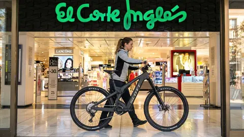 Scott Patron Eride 900 en El Corte Ingl&eacute;s con doble suspensi&oacute;n y bater&iacute;a de alta capacidad para monta&ntilde;a