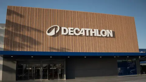 Decathlon lanza una combinaci&oacute;n de cosm&eacute;ticos que protegen la piel de las quemaduras y rozaduras causadas por el sol y el sudor