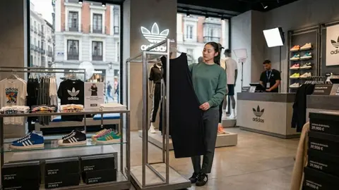 Adidas busca ser una de las firmas con m&aacute;s protagonismo esta primavera de la mano de su nueva colecci&oacute;n de elegantes vestidos