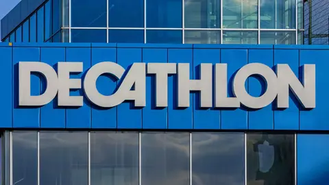 Llega a Decathlon una nueva barbacoa port&aacute;til plegable para ir de camping esta primavera.jpg