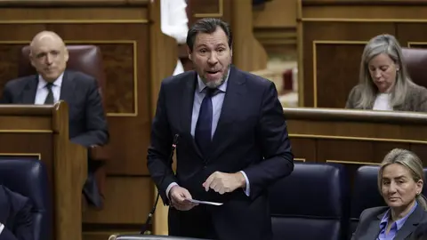 El ministro &Oacute;scar Puente