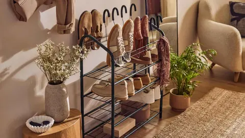 Lidl busca ayudar a familias grandes con estos dos zapateros de gran capacidad por menos de 20 euros