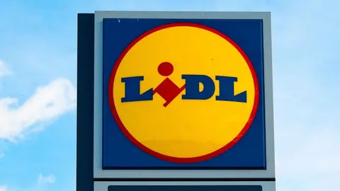 Lidl hace frente a los insectos con una selecci&oacute;n de mosquiteras que se ajustan f&aacute;cilmente a cualquier ventana