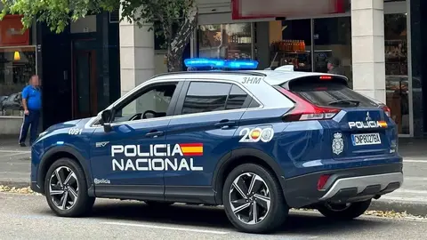 Un veh&iacute;culo de la Polic&iacute;a Nacional, en M&aacute;laga