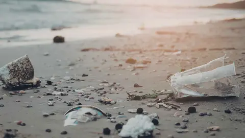 El Puerto proh&iacute;be acampadas, fuegos y bengalas en sus playas