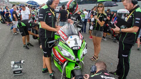 Instantes antes de la salida en una de las mangas de carreras de Jerez 2014