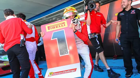Alex Palou, Trofeo Pirelli | Christan Cantizano para MIRA Jerez