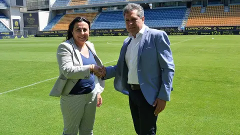 Rosario Garc&iacute;a, junto a Pepe Mata.