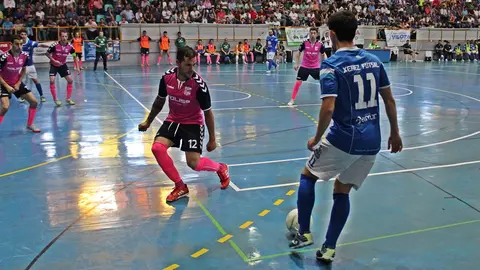 Xerez Toyota Nimauto vs FS Talavera | Fotograf&iacute;a de Manuel Jes&uacute;s Ruiz
