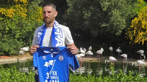 Presentaci&oacute;n de  Jos&eacute; Manuel Rojas como nuevo jugador del Xerez DFC | Foto de Manuel Jes&uacute;s Ruiz