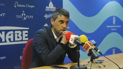 Masegosa en rueda de prensa tras el Xerez Deportivo FC- CD Utrera | Foto de Manuel Jes&uacute;s Ruiz
