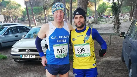 Juan Carlos Morales y Juan Fern&aacute;ndez Ceballos en el Cross del Pinar de la Barrosa