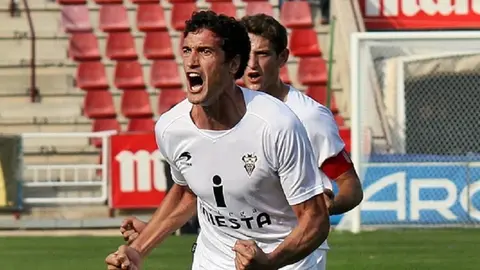 Antonio Calle | Fotograf&iacute;a de Hugo Pi&ntilde;a