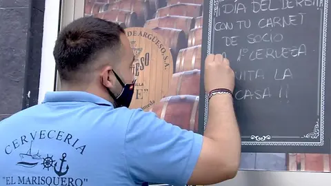 Primera ca&ntilde;a gratis en un bar de Sevilla presentando tu carn&eacute; del Betis o del Sevilla.