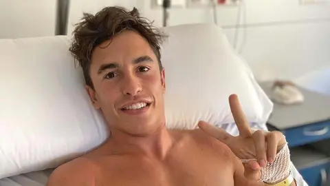 Marc Marquez en el hospital tras ser intervenido