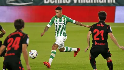 Cristian Tello durante un partido con el Real Betis