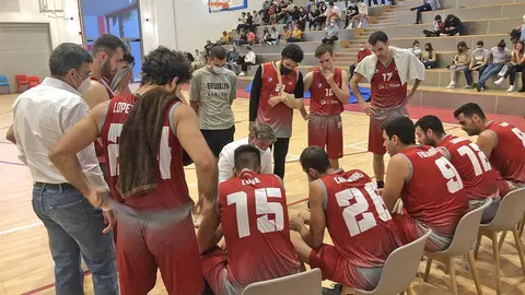 CD Colegio El Pinar de M&aacute;laga durante un tiempo muerto en un encuentro