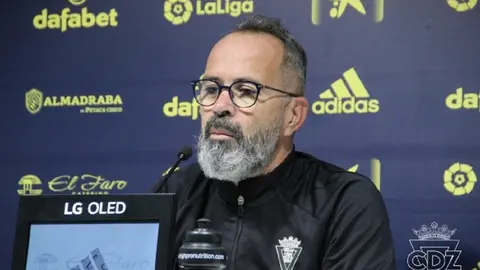 &Aacute;lvaro Cervera, t&eacute;cnico que ascendi&oacute; al C&aacute;diz CF de Segunda B a Primera Divisi&oacute;n | CCF