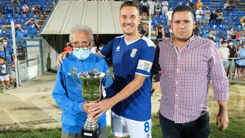 El Xerez CD, campe&oacute;n del VI Trofeo Rafa Verd&uacute;