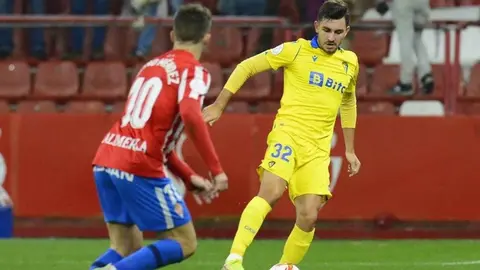 V&iacute;ctor Chust, en un encuentro con el C&aacute;diz CF. Foto: CCF