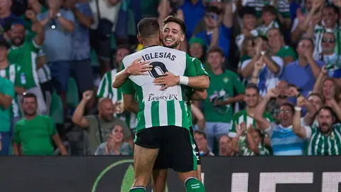Gol de Borja Iglesias en el Real Betis - Fiorentina | Salvador L&oacute;pez para El MIRA