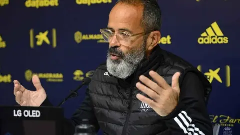 &Aacute;lvaro Cervera, en su etapa como entrenador del C&aacute;diz | CCF