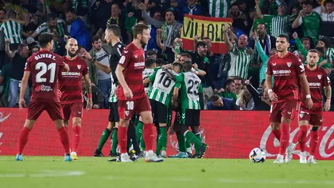 Gol del Betis en el Real Betis - Sevilla FC | Salvador L&oacute;pez Medina para El MIRA