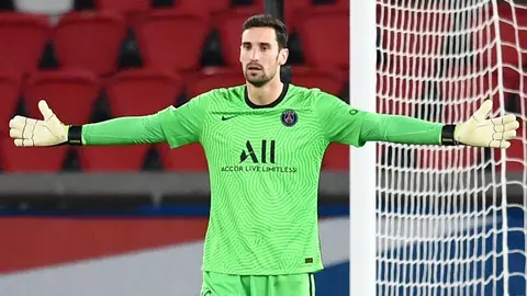 Sergio Rico en el PSG