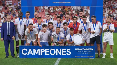 El Sevilla FC campe&oacute;n del XII Trofeo Antonio Puerta | Salvador L&oacute;pez Medina para El MIRA