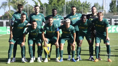 El equipo titular del C&aacute;diz CF en pretemporada frente al Al Wakrah | C&aacute;diz CF