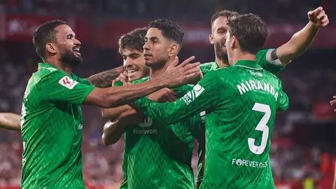 Gol de Ayoze en el Sevilla FC - Real Betis | Salvador L&oacute;pez Medina para El MIRA