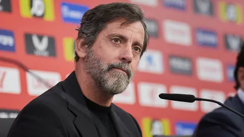 Quique S&aacute;nchez Flores en su presentaci&oacute;n como t&eacute;cnico del Sevilla FC | Salvador L&oacute;pez Medina para El MIRA
