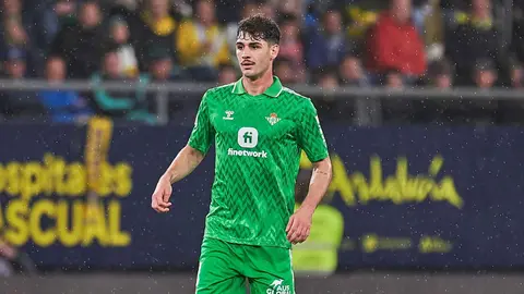 Johnny Cardoso en el C&aacute;diz CF - Real Betis | Salvador L&oacute;pez Medina para El MIRA