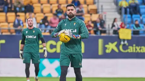 David Gil en el C&aacute;diz CF - CA Osasuna | Salvador L&oacute;pez Medina para El MIRA