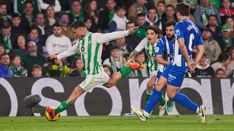 Chimy &Aacute;vila en el Real Betis - Deportivo Alav&eacute;s | Salvador L&oacute;pez Medina para El MIRA